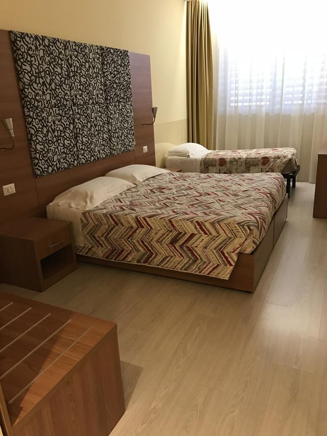 Hotel Elys Pieve Emanuele Zewnętrze zdjęcie